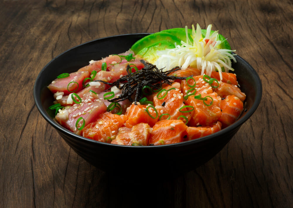 Asia Bowl mit Lachs und Sesam